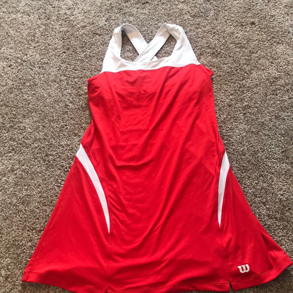 Wilson Womens Dress Tennis Neck Stretch BuiltInBra